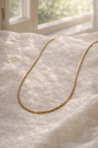 Modern Geometrik Prizma Kolye 